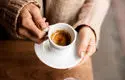 قهوه و سردرد؛ آیا کافئین واقعاً مؤثر است؟