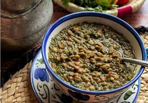 طرز تهیه ساندویچ اسفناج و گردو؛ ساندویچ لذیذ و مقوی
