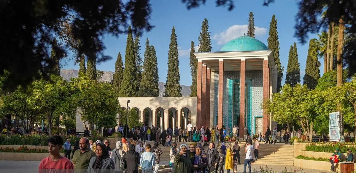 اول اردیبهشت، روز بزرگداشت «سعدی» شیرین سخن+ تصاویر