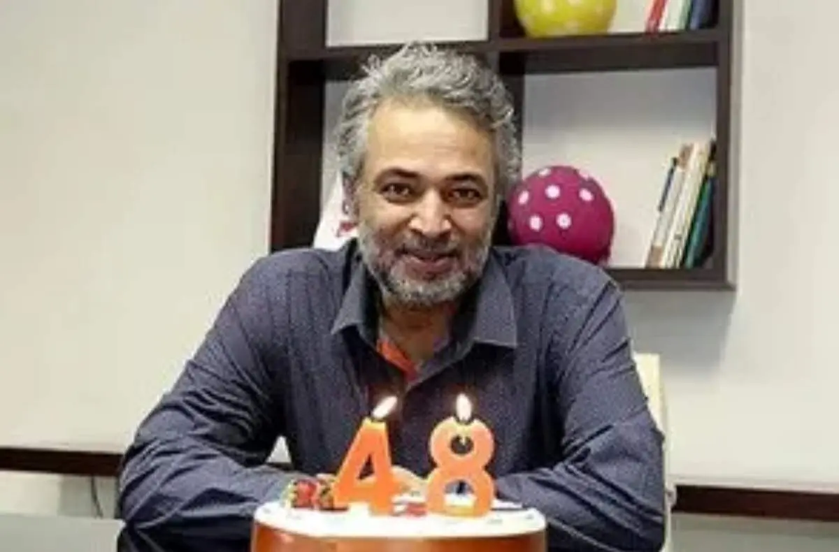 «حسن جوهرچی» در پشت‌صحنه آخرین سریالش در کنار «لیلا اوتادی»