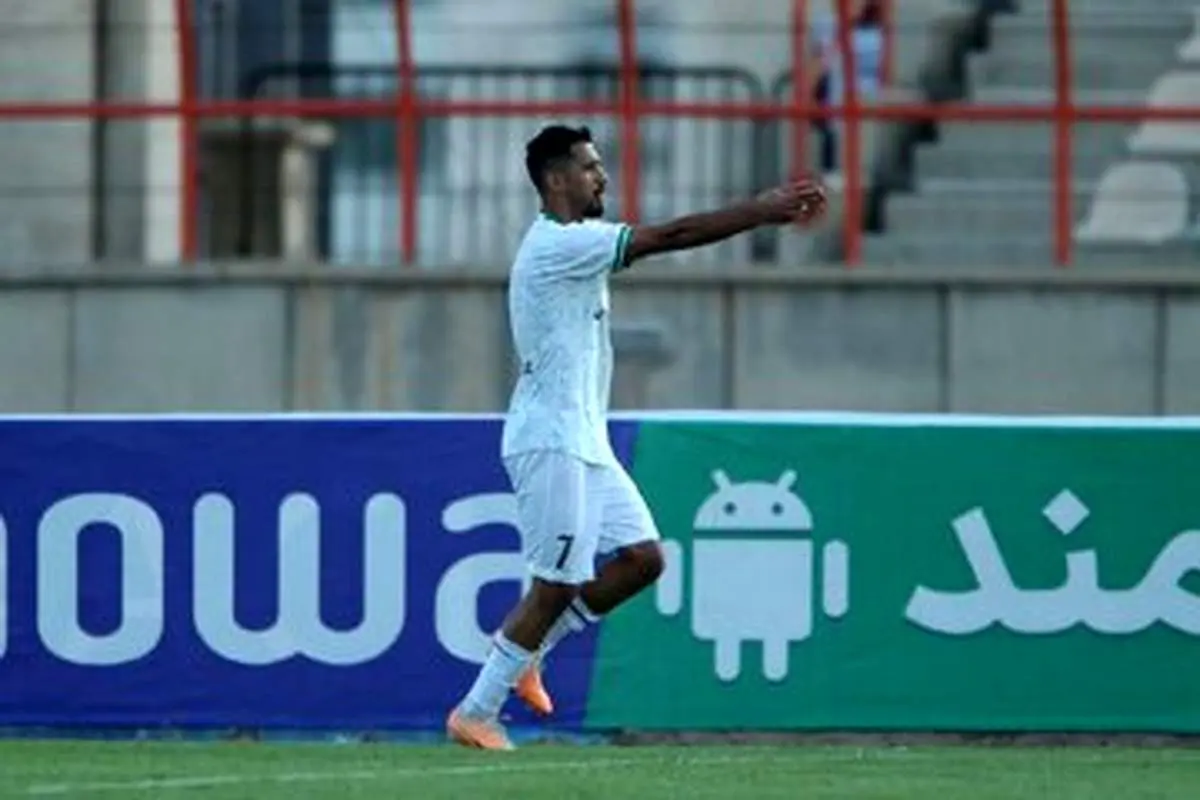 لباس استقلال بر تن گزینه خط حمله پرسپولیس!+ عکس