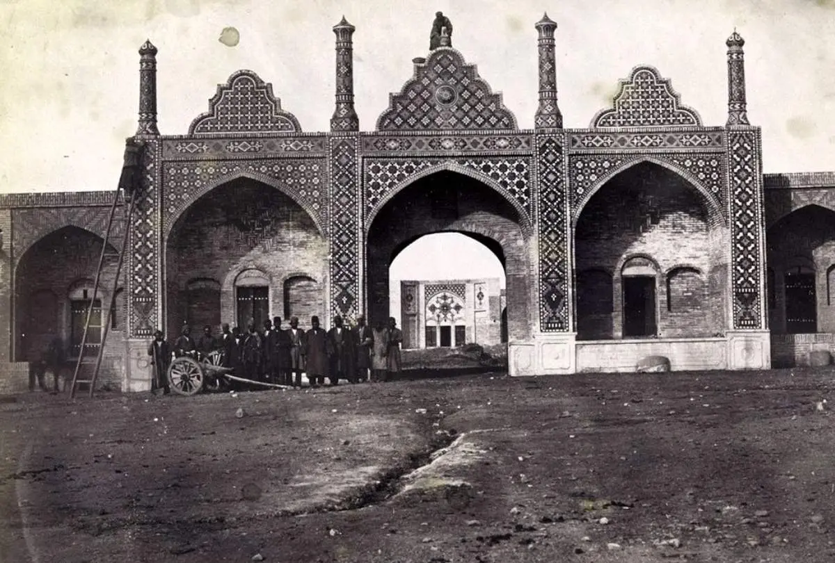 سفر به عصر قاجار؛ عکس یادگاری دختران ارمنی