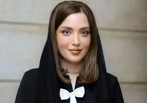 تیپ خاص بهنوش طباطبایی در مراسم خاکسپاری اکبر عبدی سوژه شد + عکس