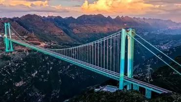 شاهکار مهندسی چین؛ پل عظیمی که کوه را نصف کرد+ عکس