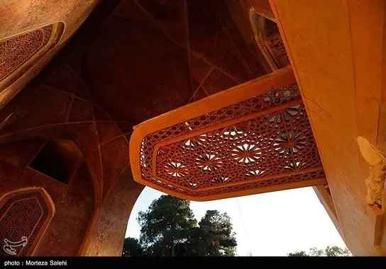 1404121821173587835952864