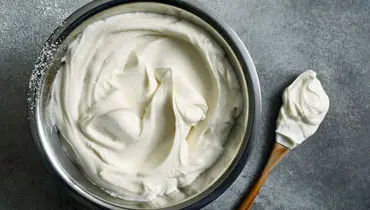 آیا پنیر و خامه پرچرب برای بدن ضرر دارند؟

