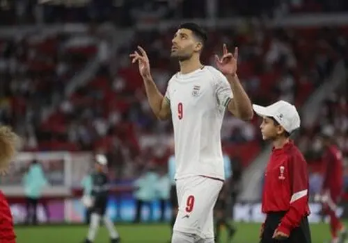 لائوتارو یک ماه خانه‌نشین شد 