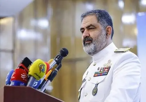 پایگاه شناوری «کردستان» و ناوشکن «سهند» به نیروی دریایی ارتش ملحق شد