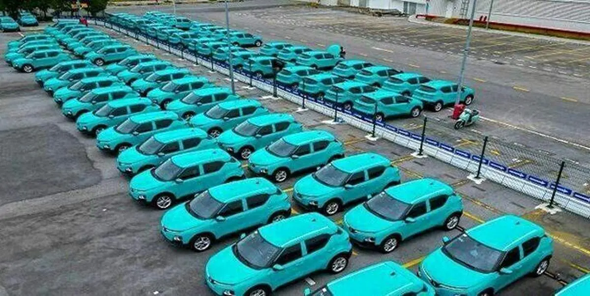 رنگ تاکسیهای جدید تهران آبی شد+ عکس