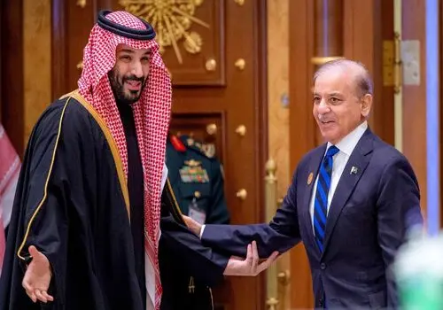 خودزنی ٣ میلیارد دلاری عربستان

