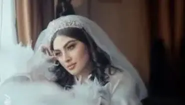 جنجال دابسمش مریم مؤمن در مسیر رفتن به عروسی اش  ؛ همخوانی عروس سینما با «جینگ و جینگ ساز میاد»!/ویدیو 