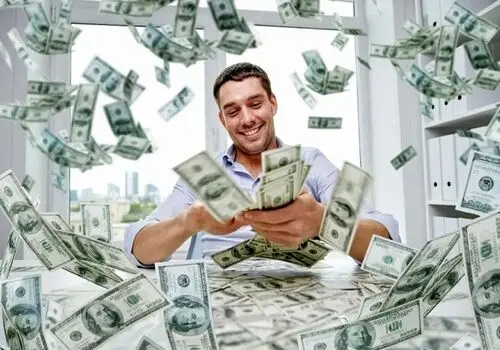 دپوی دارویی کشور به‌جای ۶ ماه فقط یک تا دو ماه است