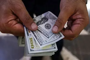 قیمت دلار بازار آزاد امروز شنبه ۲۳ خرداد ۱۴۰۵ +جدول