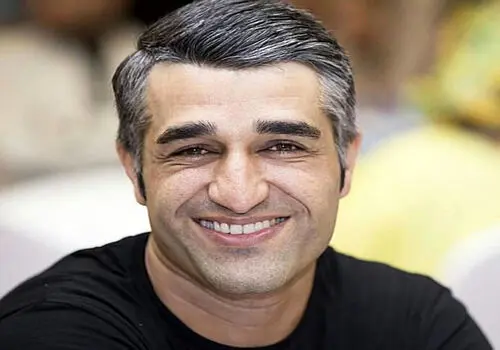استایل خنده‌دار ژاله صامتی در هوای برفی+ عکس