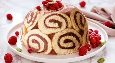 طرز تهیه دسر شارلوت با موز و گردو؛ انتخابی خاص برای یلدا

