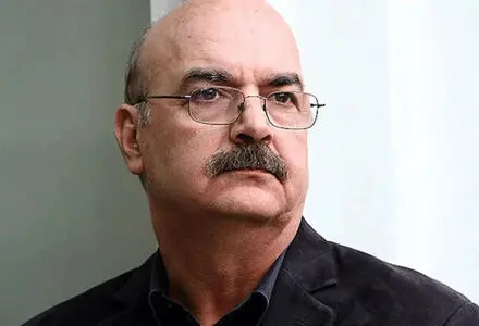 برخورد عجیب و غیرمنتظره ایرج طهماسب با یک هوادار+عکس