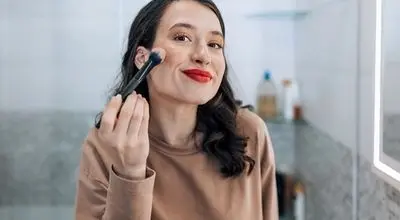تفاوت استروبینگ و کانتورینگ: کدام تکنیک برای شما مناسب تر است؟