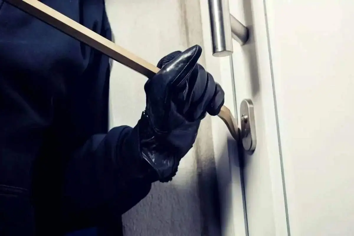 سرقت و راه های پیشگیری از آن