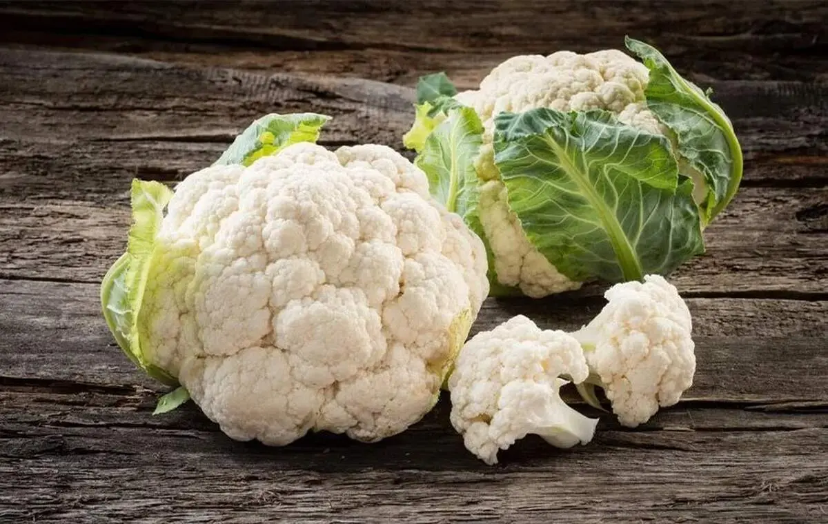 راهنمای تشخیص گل کلم تازه و روش نگهداری در یخچال

