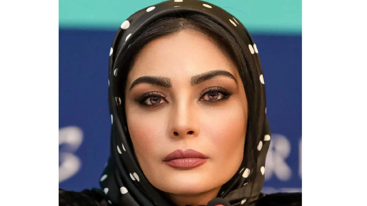خوش و بش صحرا اسدالهی با رضا اخلاقی راد در اکران خصوصی "پاکور"|ببینید