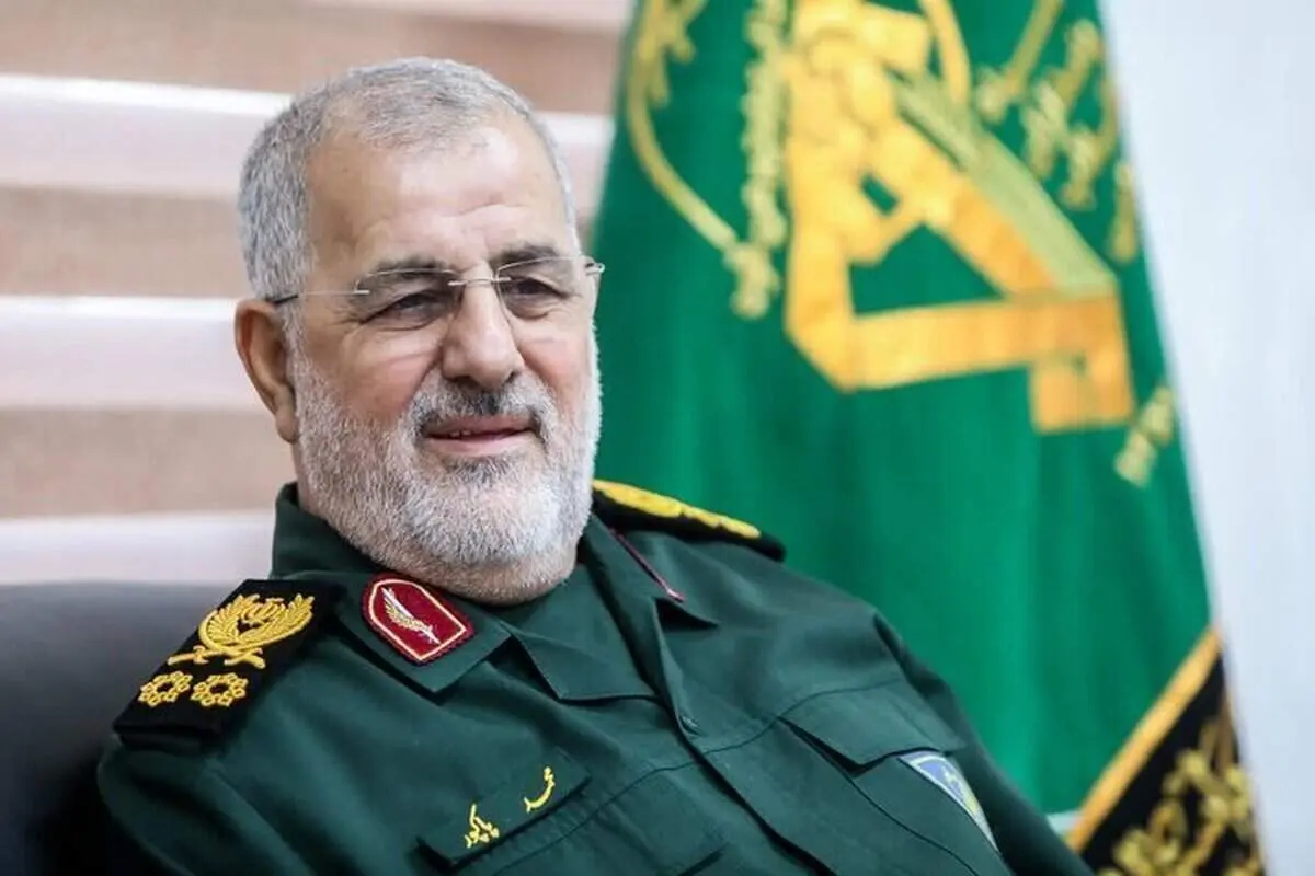 درجه سپهبدی به خانواده شهید سلامی اهدا شد + عکس