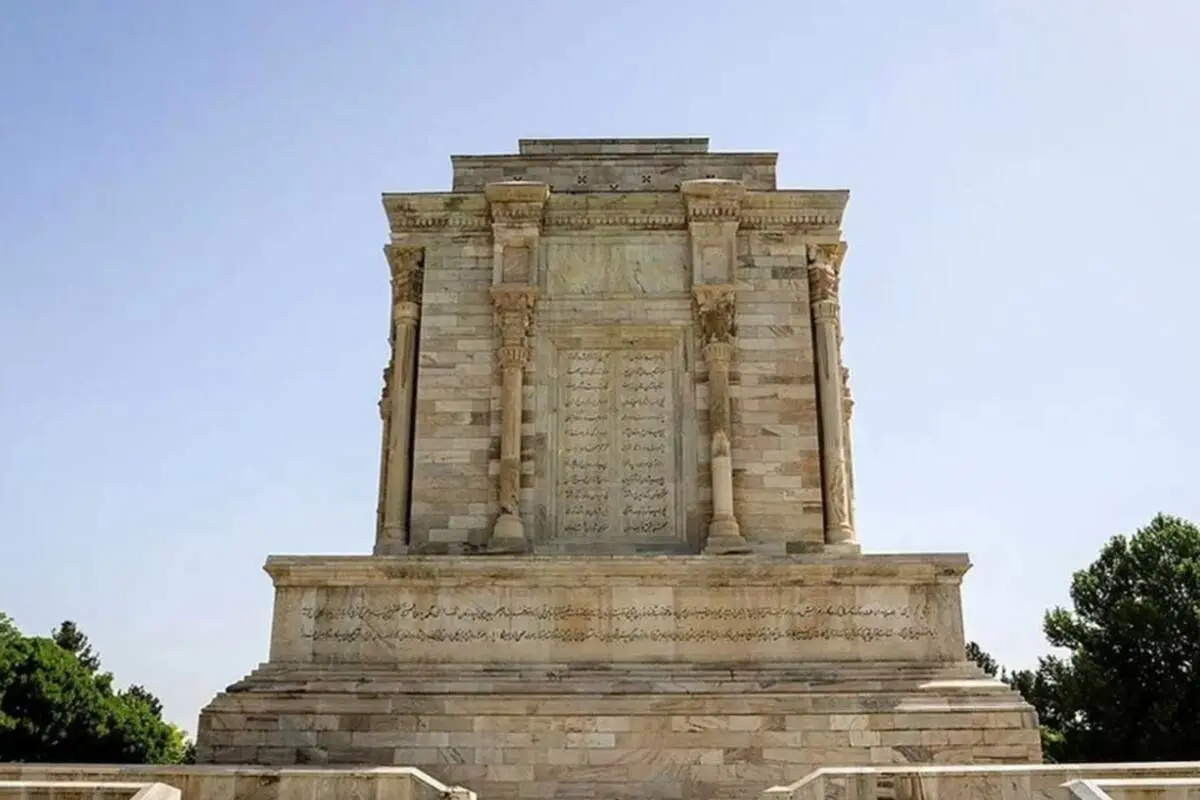 سند آرامگاه فردوسی صادر شد