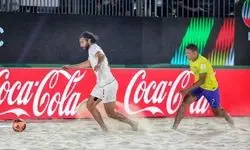 سوپر گل تیم فوتبال ساحلی برزیل به ایران با یک قیچی برگردان+ فیلم