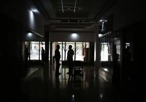 وزیر نیرو قول داد که برق بیشتر از ۲ ساعت قطع نشود!
