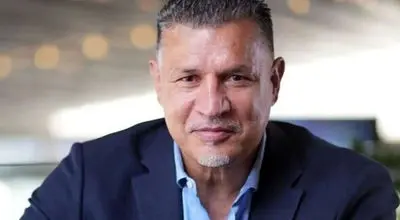 خوشگذرانی علی دایی و همسرش در سفر برخی‌ها را آزار داد!