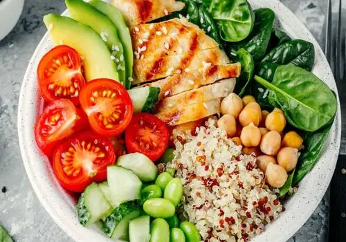 شام خوردن بعد از ساعت ۹ شب چاق‌کننده است؟