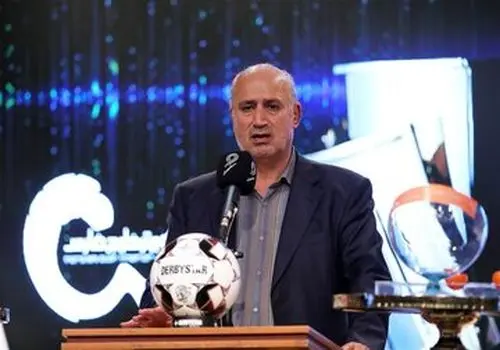 تاج: در سال جام جهانی از دولت انتظار کمک داریم

