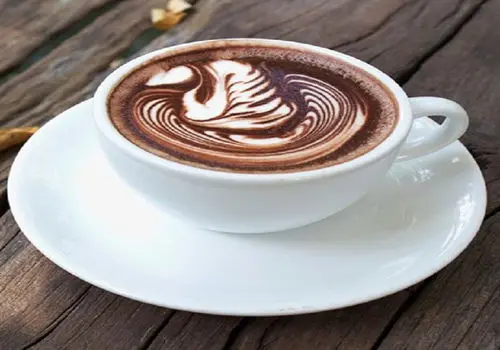 قهوه، نوشیدنی ضدپیری برای مغزهای آسیب‌پذیر
