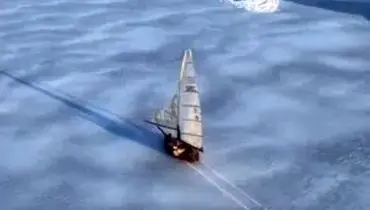 رخداد کم‌نظیر حرکت قایق روی خلیج یخ‌بسته/ویدیو 