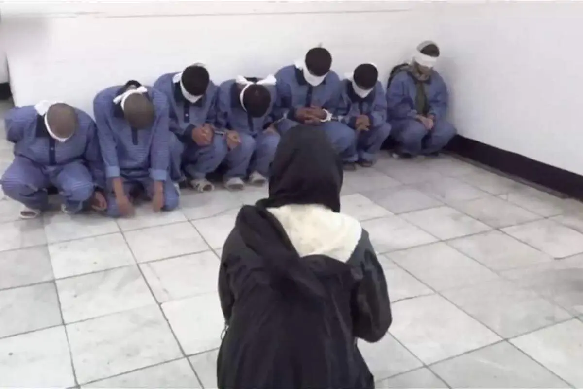 دختر یاسوجی سه ماه پس از تجاوز گروهی خودکشی کرد
