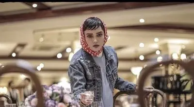 درخشش "آوا"ی سریال شغال: استایل تمام مشکی و شیک نورا محقق غوغا کرد!