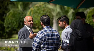 ثبات نسبی در راه؟ میدری از سیاستهای کالابرگ الکترونیکی پرده برداشت