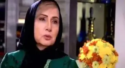 گریه «زهرا سعیدی» بازیگر سریال ستایش برای ایران/ویدیو 