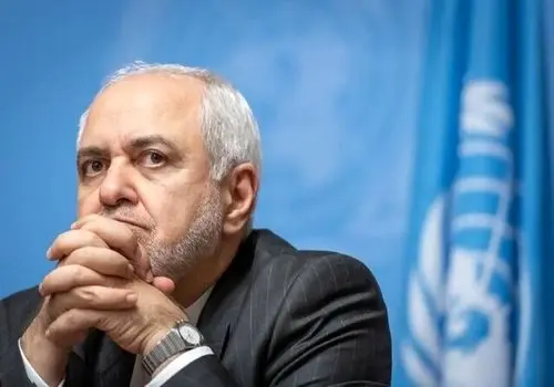  آمریکا به یک زیردریایی حمله کرد
