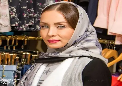 تفریحات باکلاس حدیث فولادوند در کنار استخر+عکس