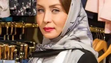 تفریحات باکلاس حدیث فولادوند در کنار استخر+عکس