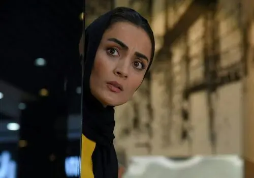 السا فیروزآذر این بار در حال تمرین سوارکاری