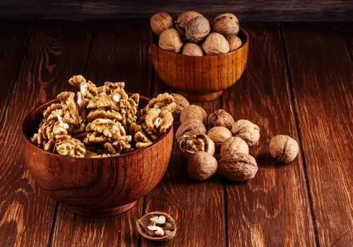 ۵ مواد غذایی برای ترکیب با موز برای یک صبحانه 