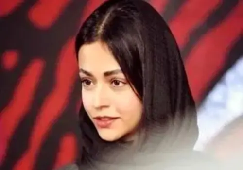 شوکه شدن بهاره افشاری از سن واقعی سوگل خلیق + فیلم
