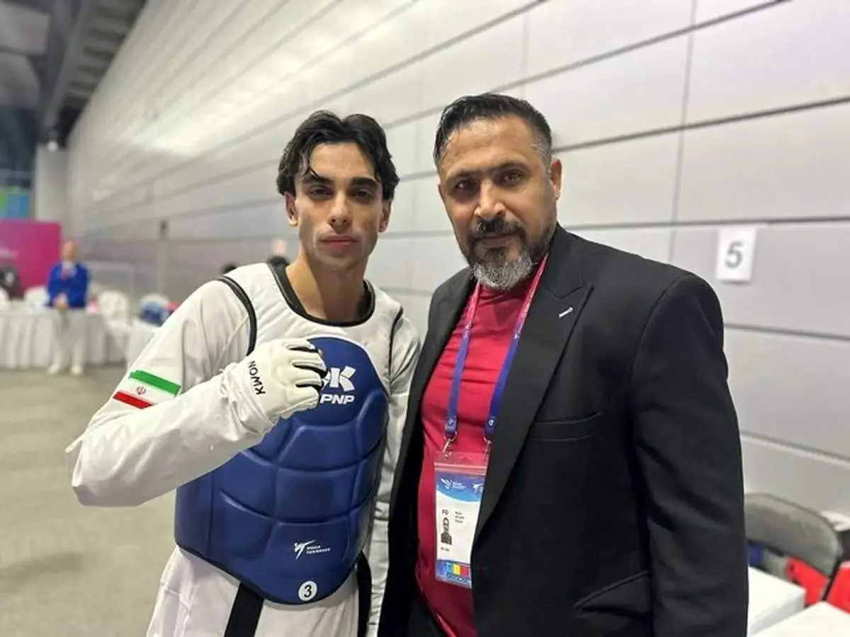 احترام نظامی ابوالفضل زندی به پرچم ایران پس از کسب مدال طلا + فیلم