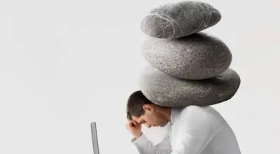 حرص خوردن زیاد چه بلایی سر بدن می‌آورد؟

