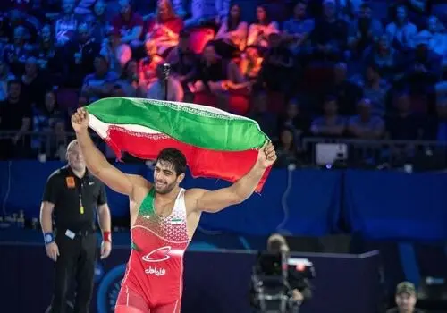 کشتی آزاد قهرمانی آسیا| کسب یک طلا، یک نقره و یک برنز در پنج وزن نخست 