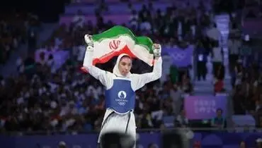 
ناهید و مبینا در مراسم تجلیل از بانوان قهرمان المپیک +عکس
