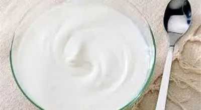  بازار لبنیات در شوک؛ سود ۳۰۰ درصدی روی هر سطل ماست!