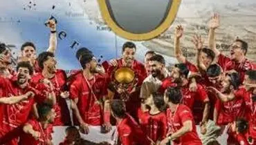 حرکت عجیب بیرانوند با جام قهرمانی در هواپیما+عکس

