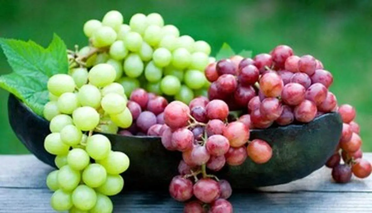 کلسیم ، آهن ، فسفر ، سیلسیم و املاح معدنی فقط در یک میوه